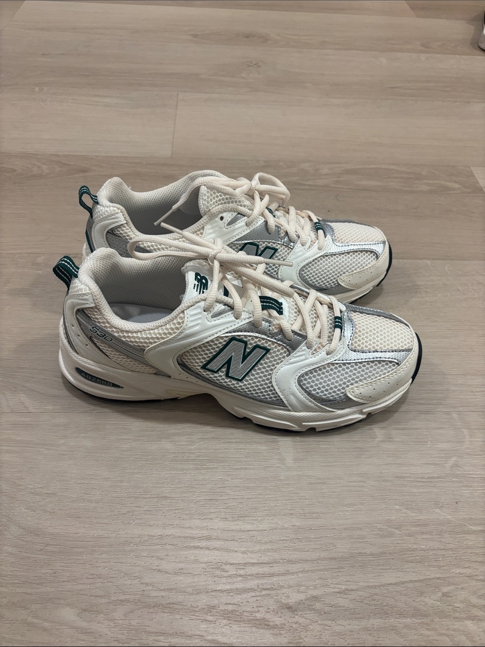 New Balance Cream & Teal Athletic Sneakers